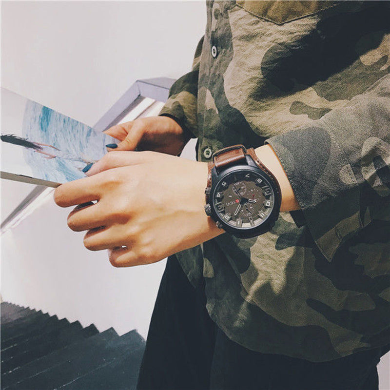 YIKAZE R-1150 Retro Men's Watches Classic Luxury Business Quartz Watch Fashion Big Dial Leather Strap Date Military Wristwatch for Men