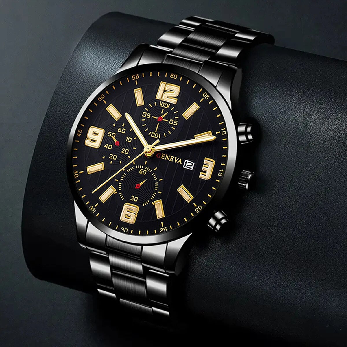 Q-2157 Men’s Quartz Watch & Luxury Bracelet Set – Business & Leisure Style